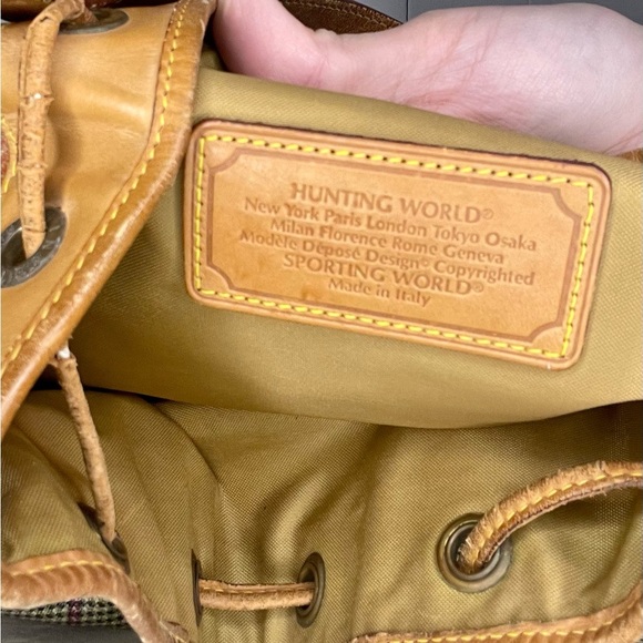 Hunting World Plaid Bucket Bag - Picture 13 of 13